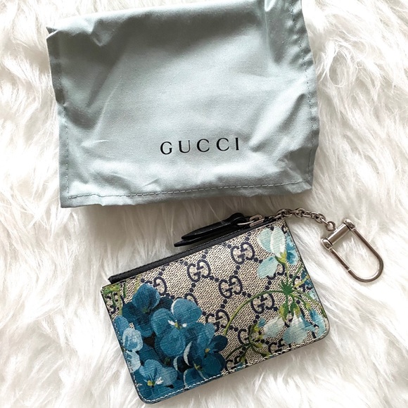 Gucci GG Supreme Monogram Blooms Print Key Pouch - Picture 3 of 10